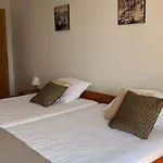 Appartamento Amaris - With Sea View & Heated Swimming Pool At Ciovo