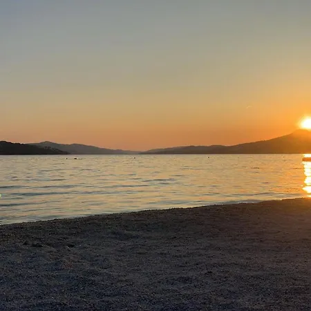 Amaris - With Sea View & Heated Swimming Pool At Ciovo