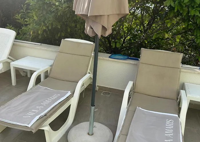 Amaris - With Sea View & Heated Swimming Pool At Ciovo Apartamento