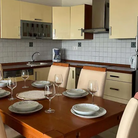 Amaris - With Sea View & Heated Swimming Pool At Ciovo Trogir