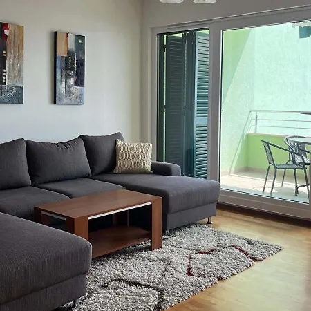 Apartment Amaris - With Sea View & Heated Swimming Pool At Ciovo *