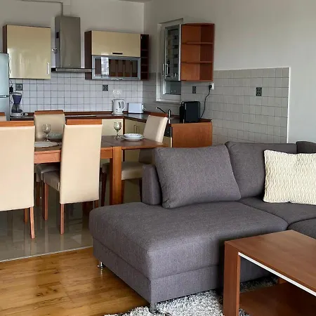 Amaris - With Sea View & Heated Swimming Pool At Ciovo *