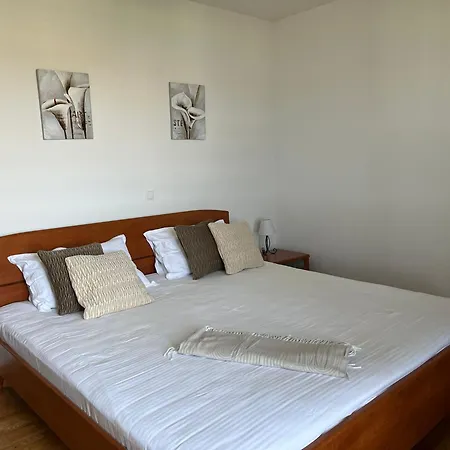 Daire Amaris - With Sea View & Heated Swimming Pool At Ciovo