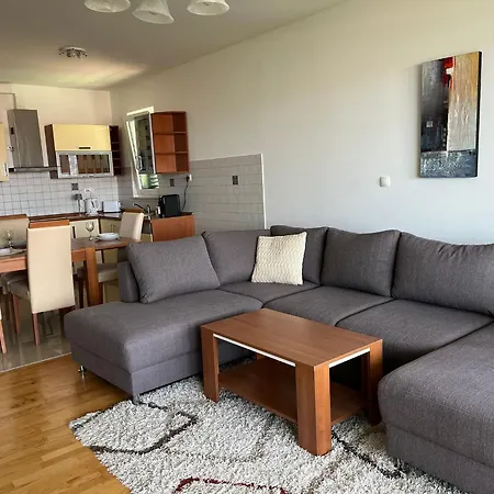 Amaris - With Sea View & Heated Swimming Pool At Ciovo * تروغير