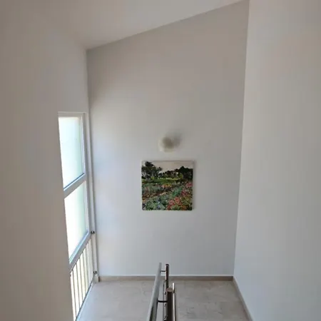 Amaris - With Sea View & Heated Swimming Pool At Ciovo Apartment Trogir
