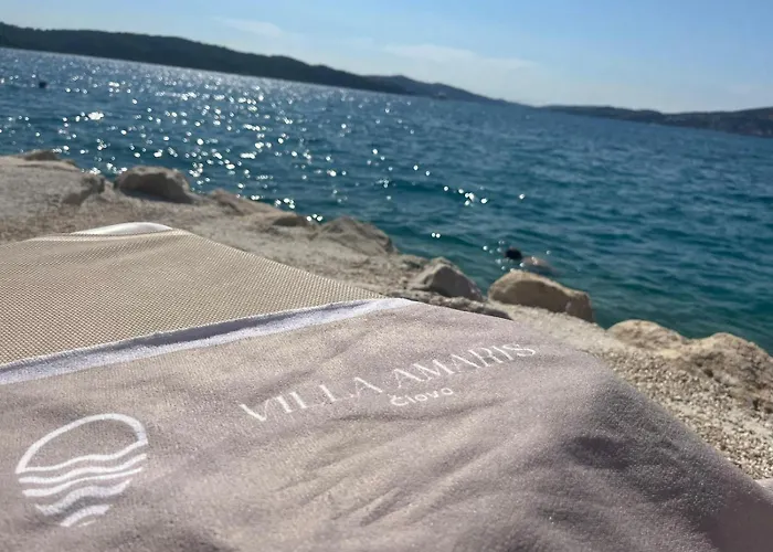 Amaris - With Sea View & Heated Swimming Pool At Ciovo * Trogir