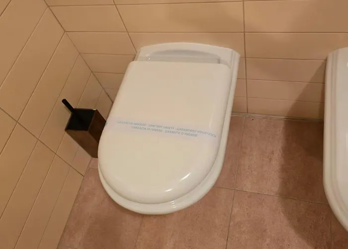 Amaris - With Sea View & Heated Swimming Pool At Ciovo Appartement